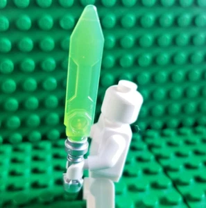 LEGO Crystal Sword Trans Green Ice Weapon Ninjago ENERGY Blade Silver Hilt - Picture 1 of 1