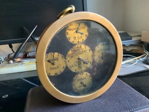 "Único reloj de escritorio 1920 de latón 5 zona horaria 5 1/2"" Bridgeport de O.Lamacchia" - Imagen 1 de 11