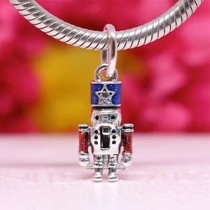 Autentico ciondolo Pandora argento sterling schiaccianoci 793583C01 NUOVO 2024 - Foto 1 di 5