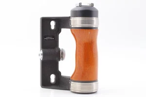 【Almost MINT】Asahi Pentax Wood Hot Shoe Hand Grip for 67, 6x7 from Japan - Picture 1 of 8