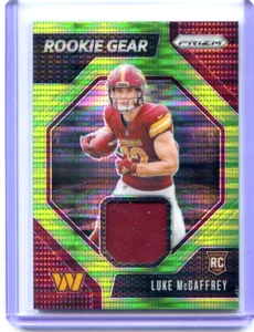 Luke McCaffrey 2024 Panini Prizm Rookie Gear Pulsar verde neón #19 parche RC - Imagen 1 de 2