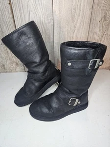 UGG Womens Sutter Moto Boot Black Leather Sheepskin Lined Size 6 Buckle 1005374 - Picture 1 of 4