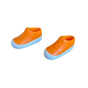 Mattel Y2K Generation Mädchen Barbie Puppe Schuhe Orange Sneaker - Bild 1 von 3