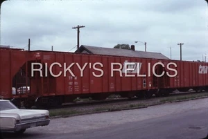 Original Slide TP&W #18283 überdachter Trichter Toledo Peoria Western 1978 Depot - Bild 1 von 3