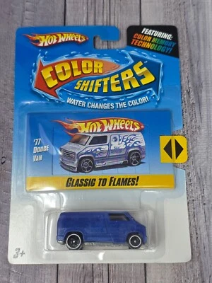 Palanca de cambios Hot Wheels Dodge Van 77 Classic Flames Color OH5 agujero abierto rueda de 5 radios Foto 1 de 4