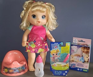Baby Alive Töpfchen Tanz angezogene Puppe musikalischer Leuchtstuhl neu Windel & Essen Posten - Bild 1 von 5