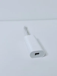 Apple Thunderbolt 3 (USB-C) to Thunderbolt 2 Adapter – Like New - Afbeelding 1 van 5