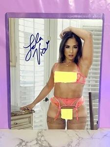 Lola Vice Sexy Pink Lingerie RARE Signed Autograph 8x10 WWE TNA AEW NXT NWA ROH - Picture 1 of 1