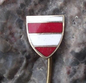 Vintage Brno Czechoslovakia City Coat of Arms Heraldic Crest Shield Pin Badge - Picture 1 of 6