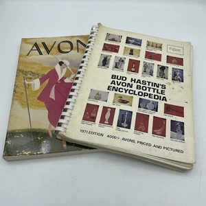 Lot of 2 Avon 7 Price Guide to Avon Bottles Bud Hastins Encyclopedia - Picture 1 of 10