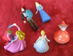 Konvolut 5 Vintage McDonalds und anderes Spielzeug von Disney’s "Cinderella" - Bild 1 von 14