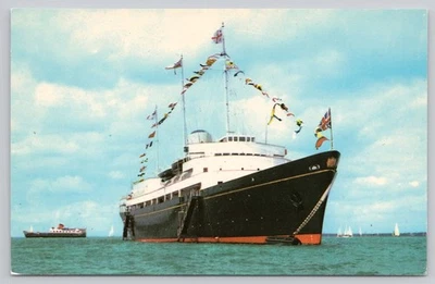 Postal de colección The Royal Yacht Britannia at Anchor Isle of Wight Reino Unido Foto 1 de 2