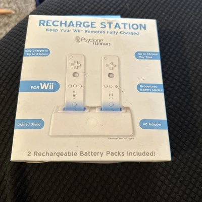 PSYCLONE WII RECHARGE STATION IN BOX CHARGING DOCK STATION w/ 2-BATTERIES NEW - Image 1 of 3