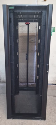APC AR3350 NetShelter SX Server 19" 750mm 1200mm Networking Rack Cabinet 42U - Image 1 of 4