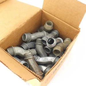 Mixed Lot of (20) 1/2" Nipples Mostly BRIDGEPORT 1520-DC  - Picture 1 of 8