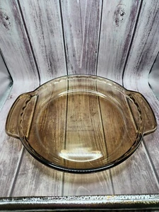 Lovenware 9" Brown/Amber Deep Pie Plate Dish Pan Scalloped Edge W/Handles - Picture 1 of 6