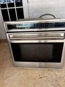 Wolf 30" Single Electric Wall Built-In Oven SO30F/S - Picture 1 of 3