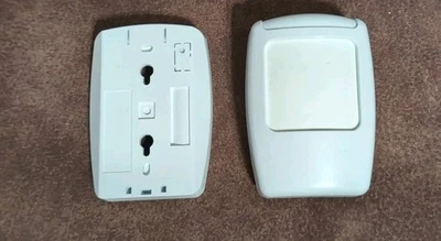Honeywell 5800PIRRES Wireless LED Motion Sensor - Image 1 of 2