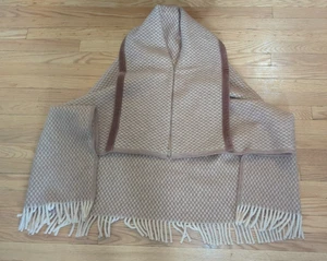 Eskimo Of Switzerland Wool Cashmere Blend Tan Beige Cape M/Large - Picture 1 of 14