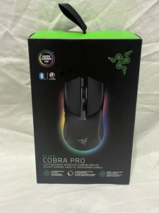 Razer Cobra Pro leichte kabellose Gaming Maus - Schwarz (RZ01-04660100-R3U1) - Bild 1 von 1
