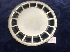 One original Volvo 740 and 760 hubcap 15"