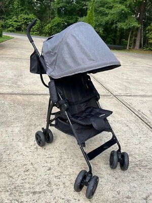 Cochecito infantil verano negro Foto 1 de 4