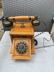 Steepletone 9772 Retro Telefon z przyciskiem - Klasyczny styl vintage - Zdjęcie 1 z 8