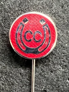 CARAVAN CLUB HERRADURA CC LOGO TONO PLATA PALO PIN INSIGNIA - Imagen 1 de 3
