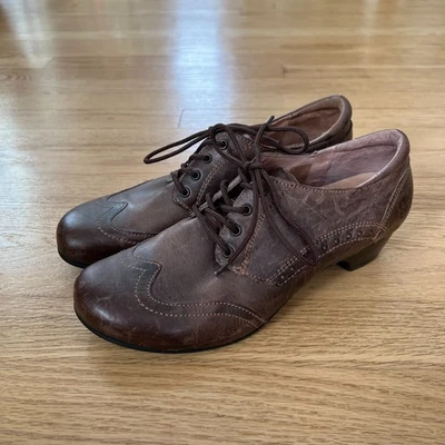 Taos Jive Lace Up Leather Wingtip Oxford Shoes Brown Women's Size 8 - Image 1 of 4