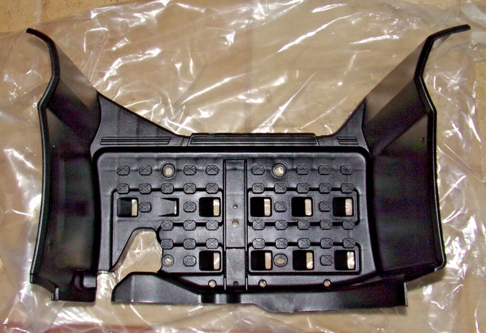 TABLA DERECHA YAMAHA KODIAK 400 450, BRUIN, GRIZZLY OEM, ESPACIO PARA LOS PIES, REPOSAPIÉS Foto 1 de 1