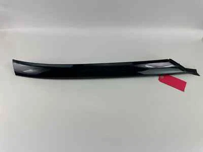 Chevrolet Corvette 20-22 lado del pasajero izquierdo pilar A moldura OEM 23342316 Foto 1 de 2