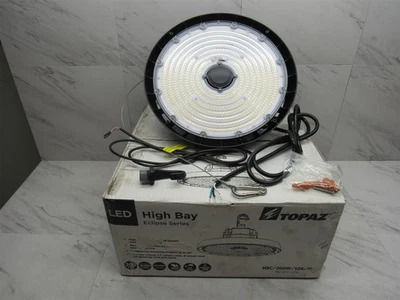 NUEVO Topacio LED Alta Bahía Luminarias Gen 2, 200W, 5000K CCT, 30.000 Lúmenes 72988 Foto 1 de 4