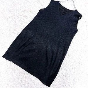 PLEATS PLEASE Issey Miyake Damen ärmelloses Plissee Kleid MADE IN JAPAN gebraucht - Bild 1 von 24