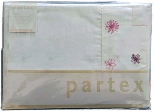 PARTEX Jemma Berry KING SINGLE Bed Sheet Set. 225TC. Embroidered Floral Detail - Picture 1 of 4