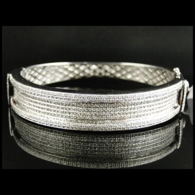 Brazalete para hombre de oro blanco de 14 quilates con diamantes simulados de corte redondo de 3 quilates de 9" Foto 1 de 4