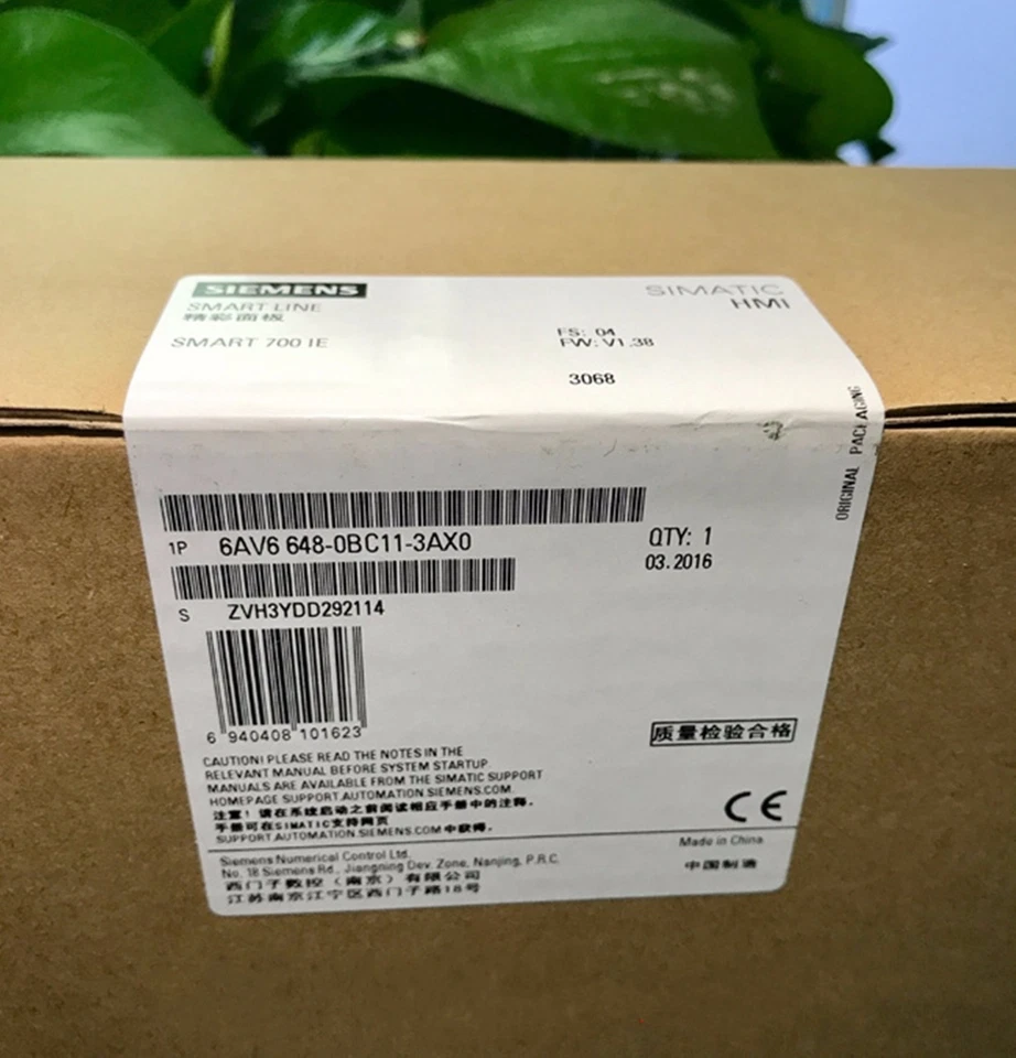 SIEMENS 6AV6648-0BC11-3AX0 Smart 700IE Touch Screen 6AV66480BC113AX0 New In Box - Image 1 of 3