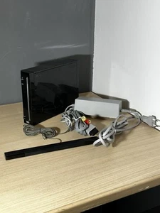 ⭐️ NINTENDO WII Perfettamente Funzionante Completa diSensore CavoTV E Alimentato - Imagen 1 de 5