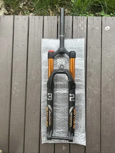 BUCKLOS Air Fork, 27,5”, 140mm, Lockout (lockout needs care ), Thru Axle 1X145mm - Picture 1 of 23