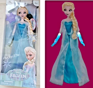 Disney Die Eiskönigin - Elsa - Singende Puppe mit Leuchteffekt 41 cm NEU - Bild 1 von 4