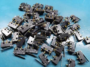 62pcs Micro Lever Switch Licon Made In UK - Picture 1 of 9