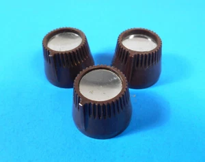 Lot of 3 Vintage 1950s Ribbed Radio Pointer Knobs Chrome Centers - Picture 1 of 4