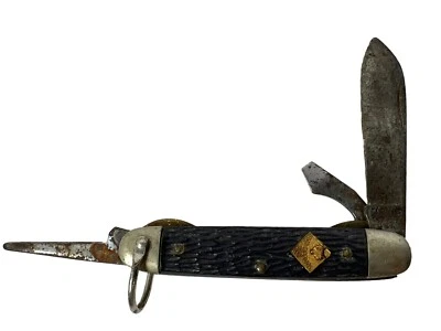 Vintg. 1960`s Camillus OFFICIAL CUB SCOUT 3 BLADED POCKET KNIFE/ DELRIN §50 - Image 1 of 4