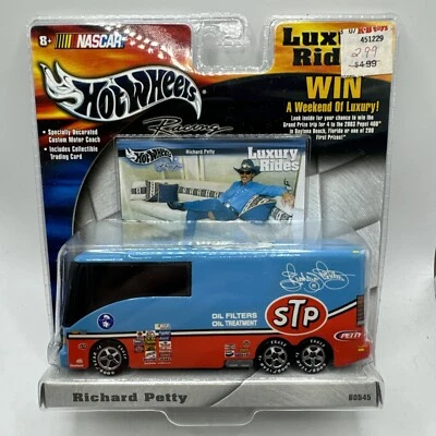 2002 Hot Wheels Racing Nascar Luxury Rides Richard Petty Motor Coach #B0545 New - Image 1 of 4