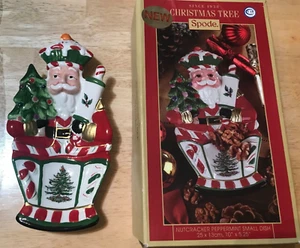 ÁRBOL DE NAVIDAD SPODE SANTA CASCANUECES MENTA PLATO PEQUEÑO 10" X 5,25" - Imagen 1 de 15