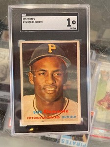 1957 TOPPS #76 ROBERTO BOB CLEMENTE PITTSBURGH PIRATES BASEBALL CARD SGC 1 POOR