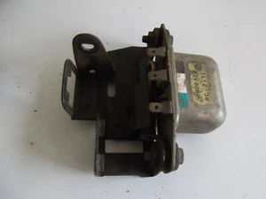 HONDA CB750 SOHC REGULATOR AND BRACKET CB750 CIRCA 1974 - Picture 1 of 7