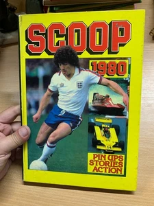 1979 "SCOOP 1980" UK FOOTBALL SOCCER ANNUAL HARDBACK BOOK (P4) - Picture 1 of 17
