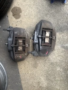 Used Front Brake Calipers for Lexus GS300 GS350 GS430 IS200t IS350 RC200t - Picture 1 of 4