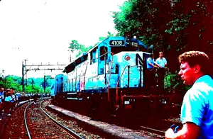 ORIGINAL KODACHROME SLIDE NJ TRANSIT GP-40PH #4108 DENVILLE, NJ (CNJ 3683)6/2/90 - Picture 1 of 1
