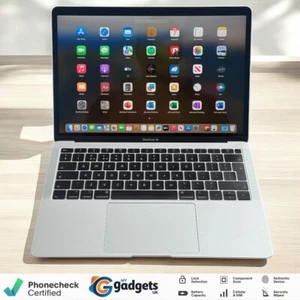 Apple MacBook Air 2019 13in i5 8GB RAM 256GB SSD MS Office Warranty (C474) - Afbeelding 1 van 11